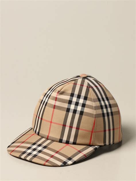 burberry hat.